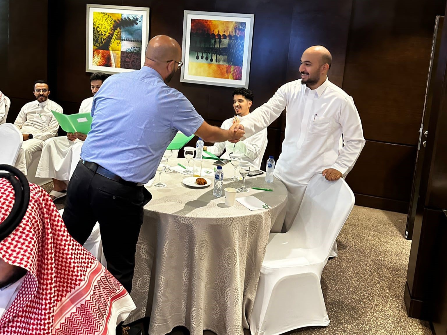 NEOM training 2J b
